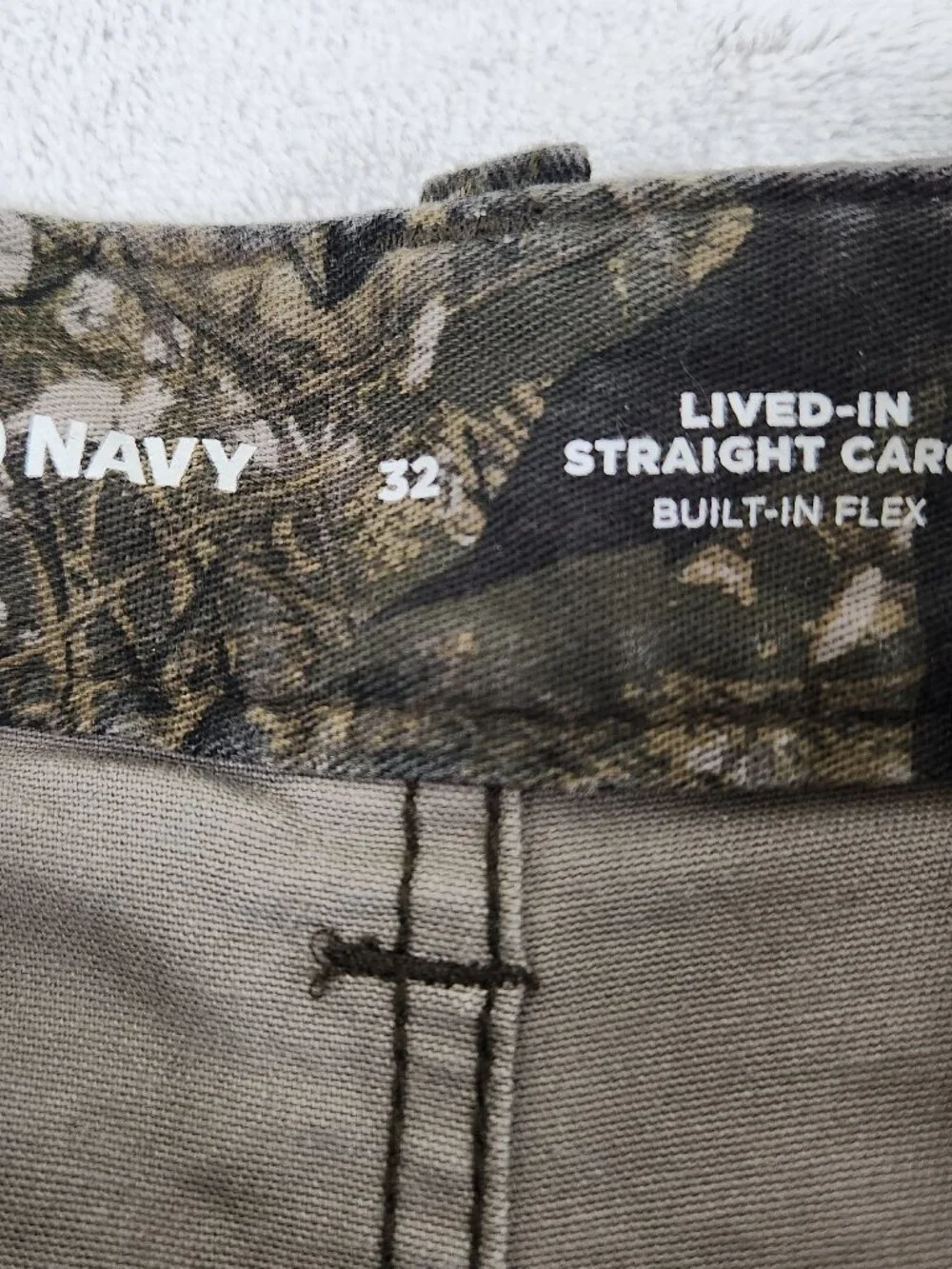 Old Navy Men Cargo Shorts 32 Camo Lived-In Straight Built-In Flex Photoreal Tree